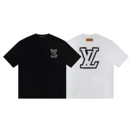 Picture of Louis Vuitton T Shirts Short _SKULVS-XLautxW26347464